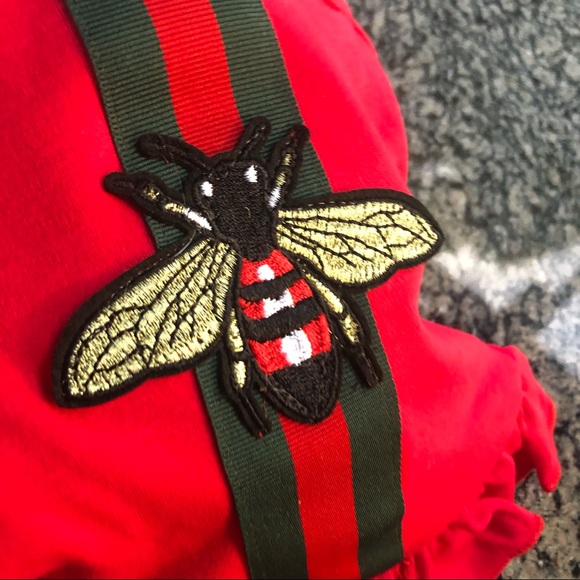 High end bee bug stripe red ruffle dog cat dress SMALL fashion T-shirt trend - Picture 3 of 3